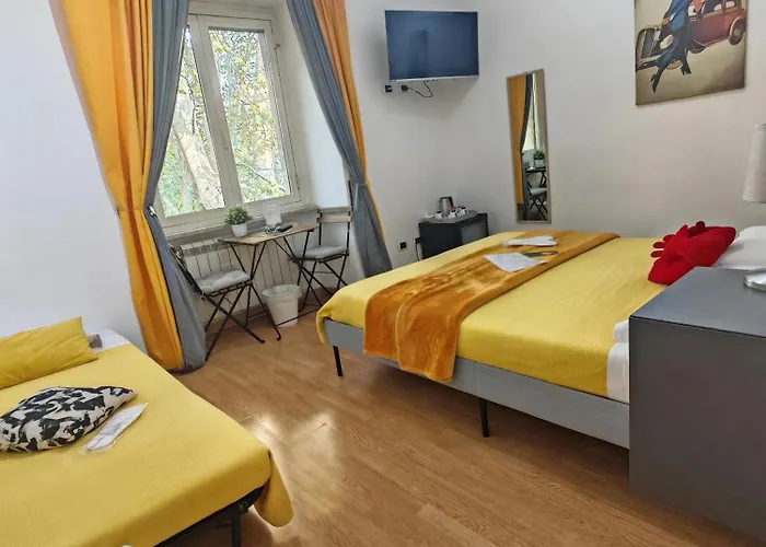 לינה וארוחת בוקר Ad Trastevere - By Ad 4*